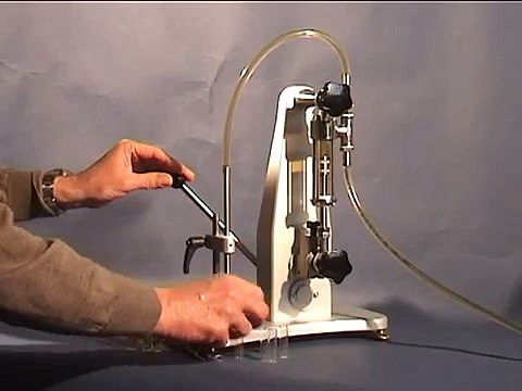 PERFUME MANUAL BOTTLE FILLING MACHINE