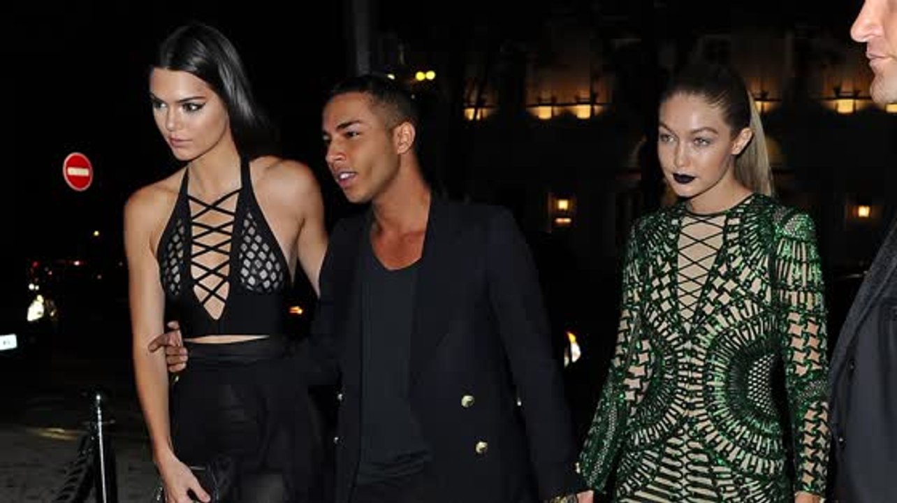 Kendall Jenner montre ses fesses à Paris