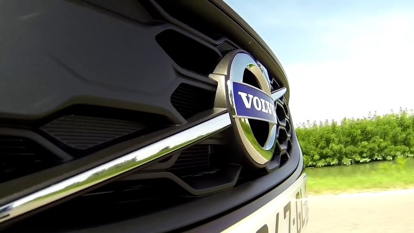 Volvo V60 Cross Country (2015) : nos impressions...