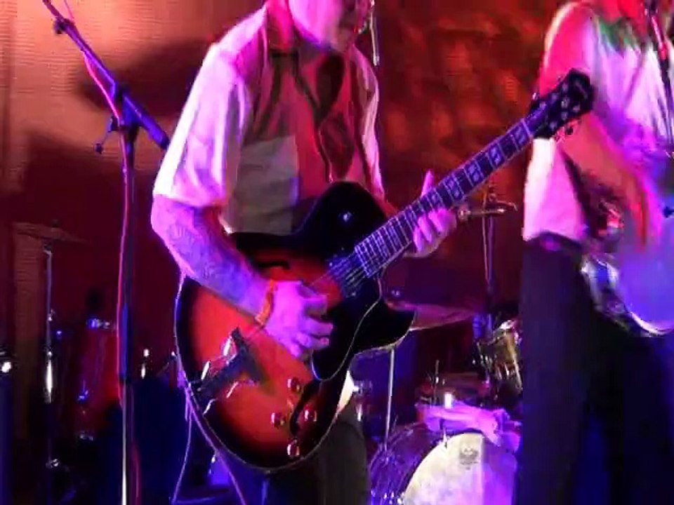 mountains hight voltage 2   THE WILD BOMBERS