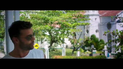 Ricky Martin - La Mordidita (Official Video) ft. Yotuel