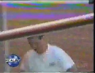 Funny - Skater breaking his leg