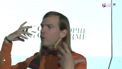 Exclu vidéo : Fashion Week de Paris : Le show vintage de Christophe Guillarmé