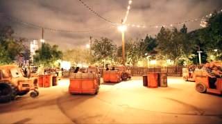 [Extreme Low Light] Mater's Junkyard Jamboree - California Adventure (Anaheim, California)