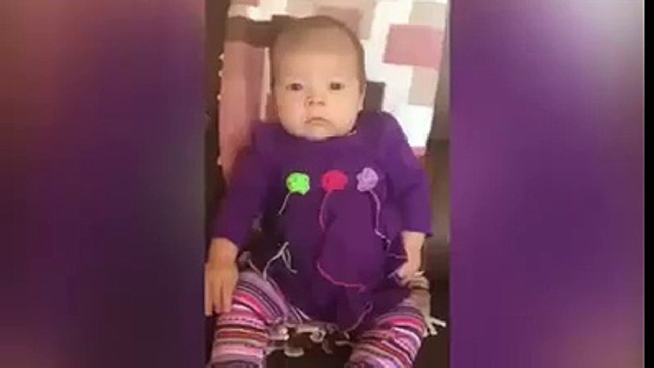 hapşıran bebekler çok ama çok tatlı