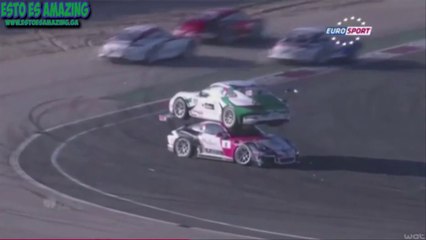 Increible Choque En Carrera | Porsche Termina Sobre Otro 2015