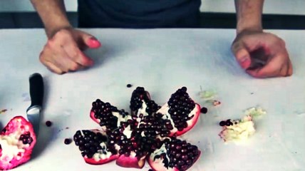 Nar En Kolay Nasıl Soyulur?