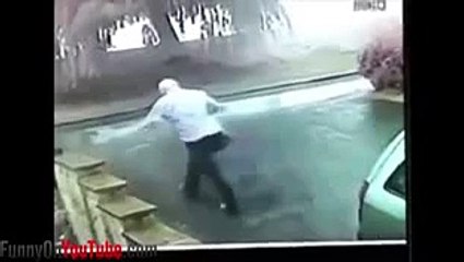 Close Up Lightning Strike Compilation!_low