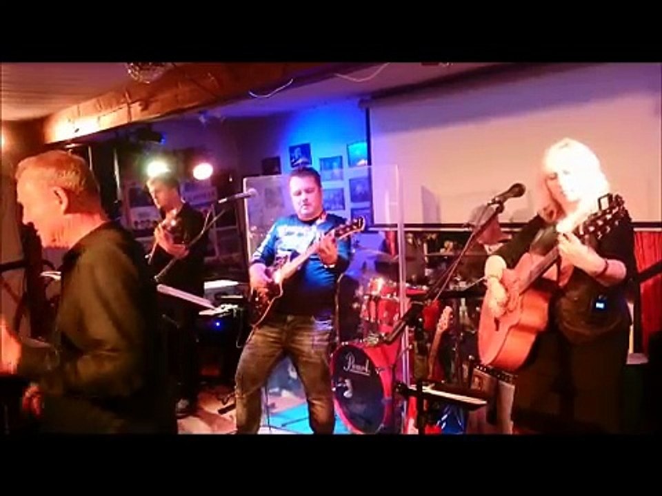 Corned Beef City - Berlin Straits- plays the Best of Dire Straits & Mark Knopfler