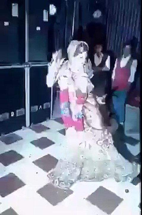 Bride Dance on his wedding