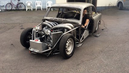 Building Dragracing Monster with old 2-stroke V8  Volvo Amazon