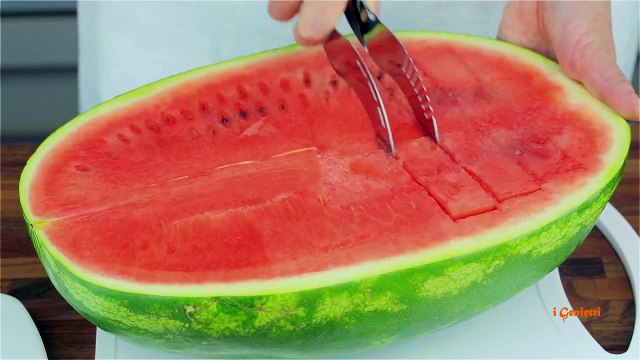 L'Angurello Le couteau ingénieux qui permet de découper une