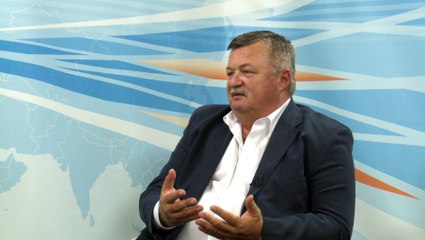 Sebestyén László az Irány Televízió stúdiójában