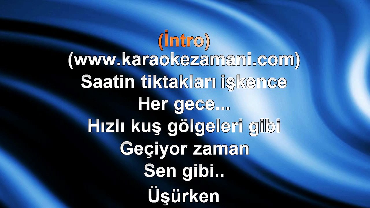 Halil Sezai - Üşürken - (2011) TÜRKÇE KARAOKE
