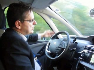 Au volant d'une voiture autonome