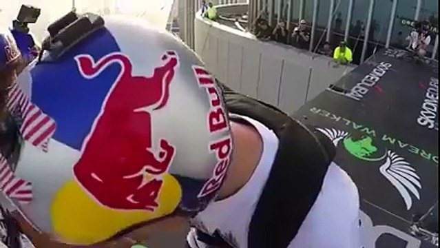 Amazing Highest Building Sky Diving You Ever Seen