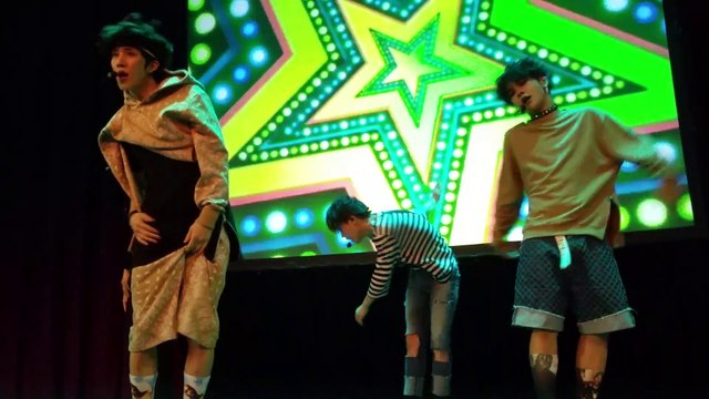 [My FANCAM] 150906 Dancer Line 'On My Momma' + 'Uptown Funk' @ Showcase in Paris.