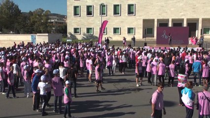 Kanceri i gjirit, më të rriskuara gratë me historik familjar të sëmundjes