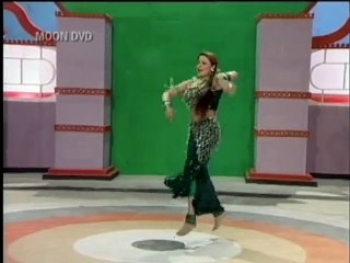 Goray Pinde Nu Pe Gaiye Mujra Megha