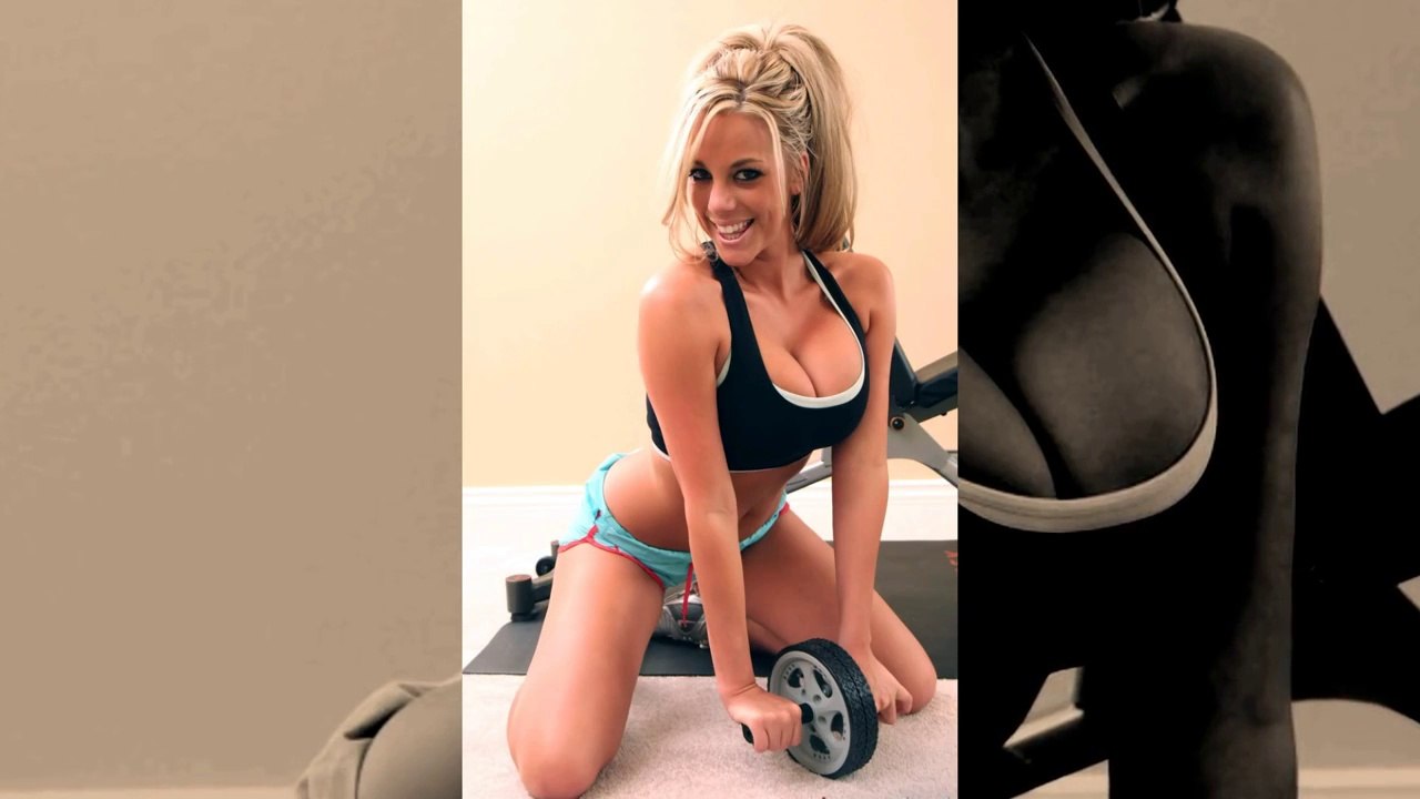 Female Fitness Motivation With a Dope Beat