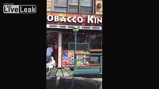 Man gets angry at tobacco store in Bklyn for selling 