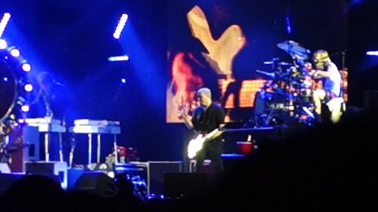 Foo Fighters - Outside