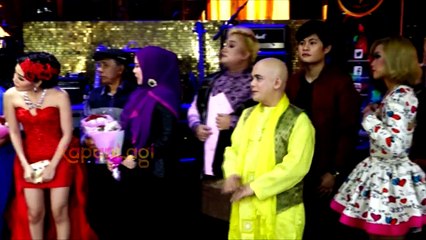 Kenakan Ulos Tata Liem Cintai Karya Indonesia