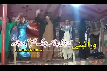 Pashto new 2015 song Mast Qalandar by Rais Bacha with Hot Girls