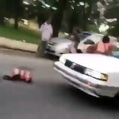 even lachen om deze mensen ,,,,,