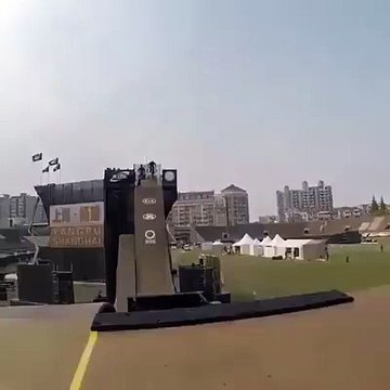 اس وڈیو کو لایئک اور شئیر کرنا نہ بھولے اور مزید اچھی اچھی پوسٹ کے لیے ہمارا پیج ضرور لائیک کریں (amazing cycling skill)