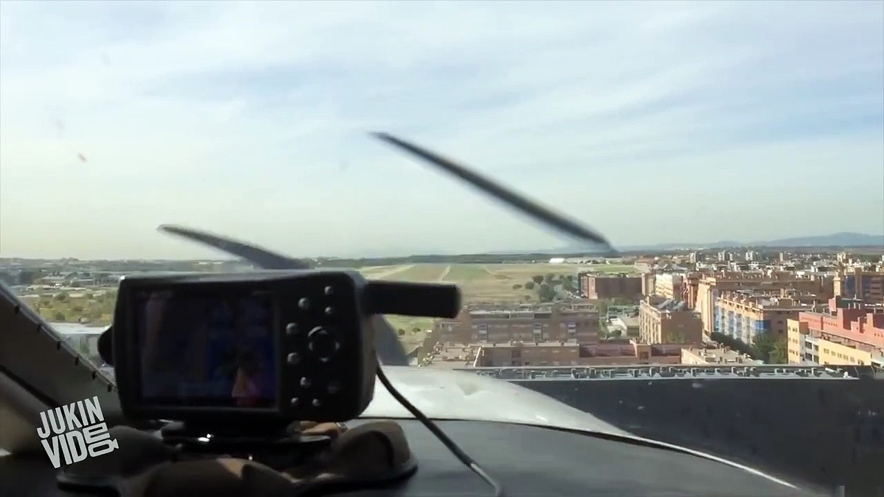 Dad Lands Broken Malfunctioning Plane