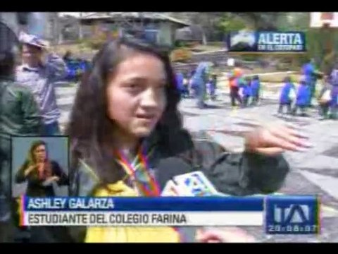 Instituciones educativas realizan simulacro por volcán Cotopaxi