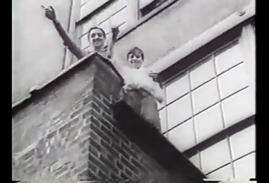 Old school #Parkour from the 1930