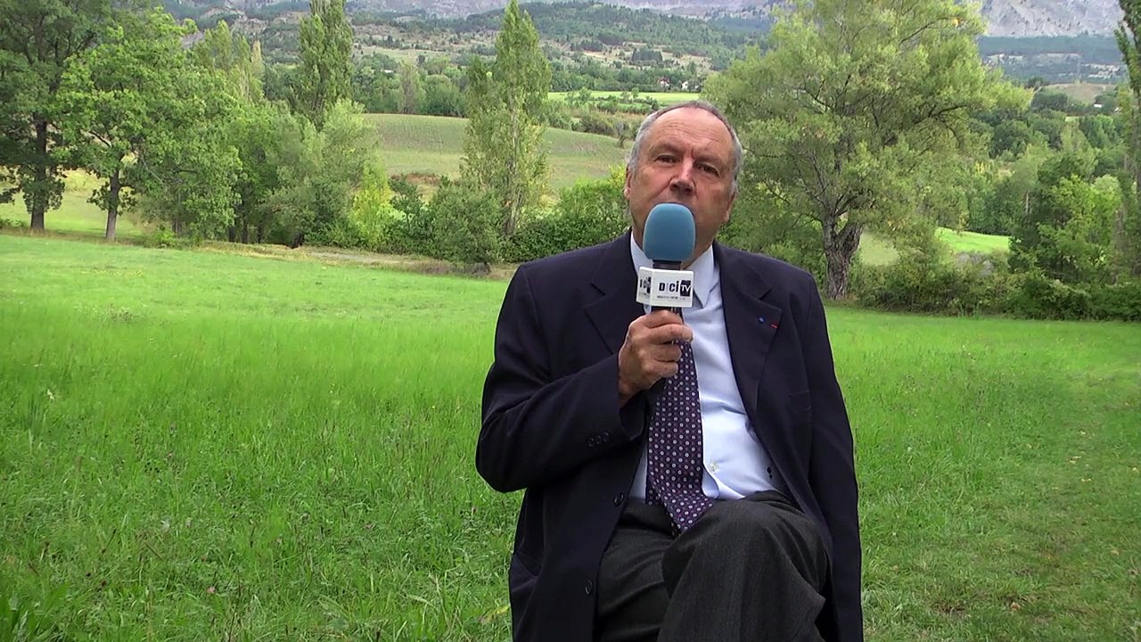 D!CI TV : Carla Bruni a des racines dans les Hautes-Alpes