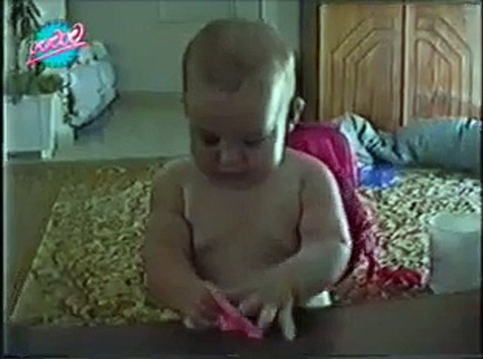 Ağlarken Gülebilen Bebe