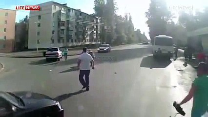 The old granny and granddaughter scoring machine