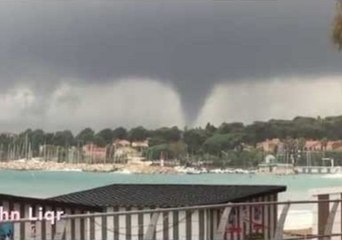 Huge Waterspout Spotted on French Riviera