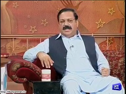 PTI Kay Posters Kon Utar Raha Hai, Rana Sanaullah Ka PM Nawaz Shareef Kay Sath US Jana Kiun Zaruri Tha