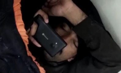 Andleeb trying to keep jagging in Aslam chadar-s room