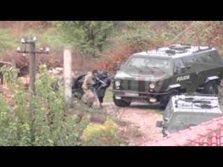 Krerët e shtetit përulen para dëshmorit Gjeta: Lufta me krimin s'do ndalet