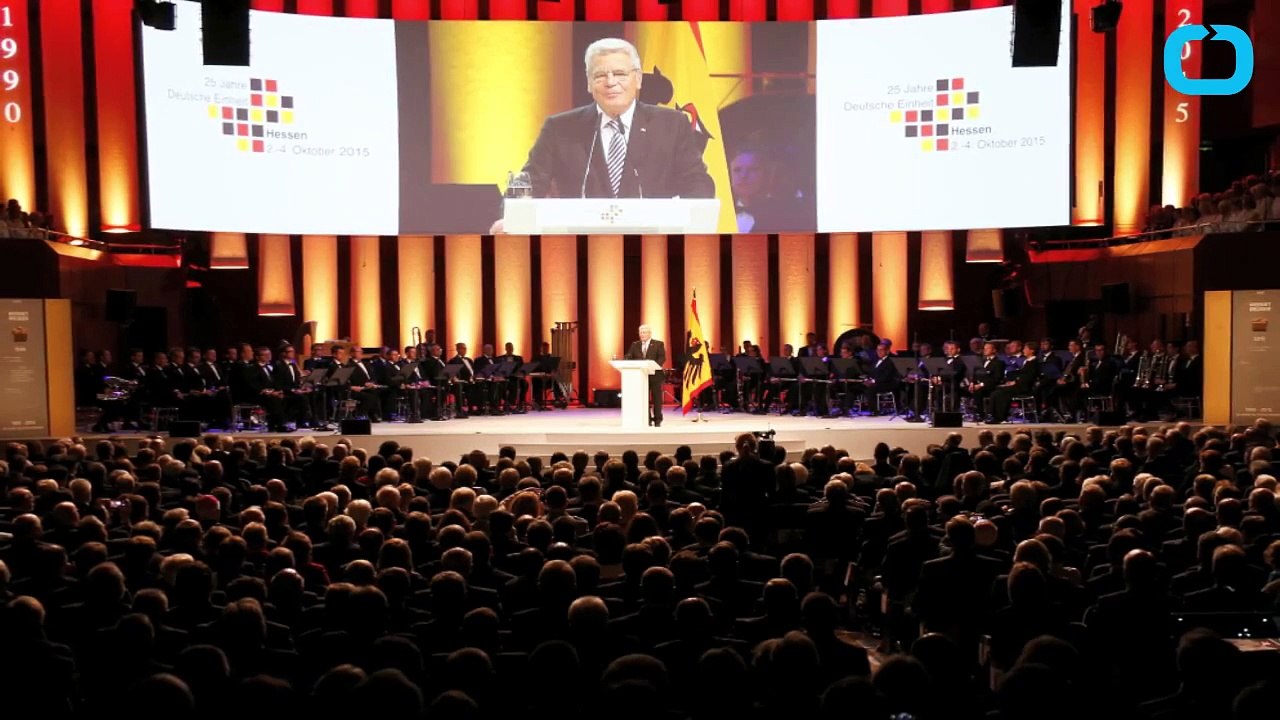 Marking 25 years of German unity, president says refugee crisis even bigger challenge