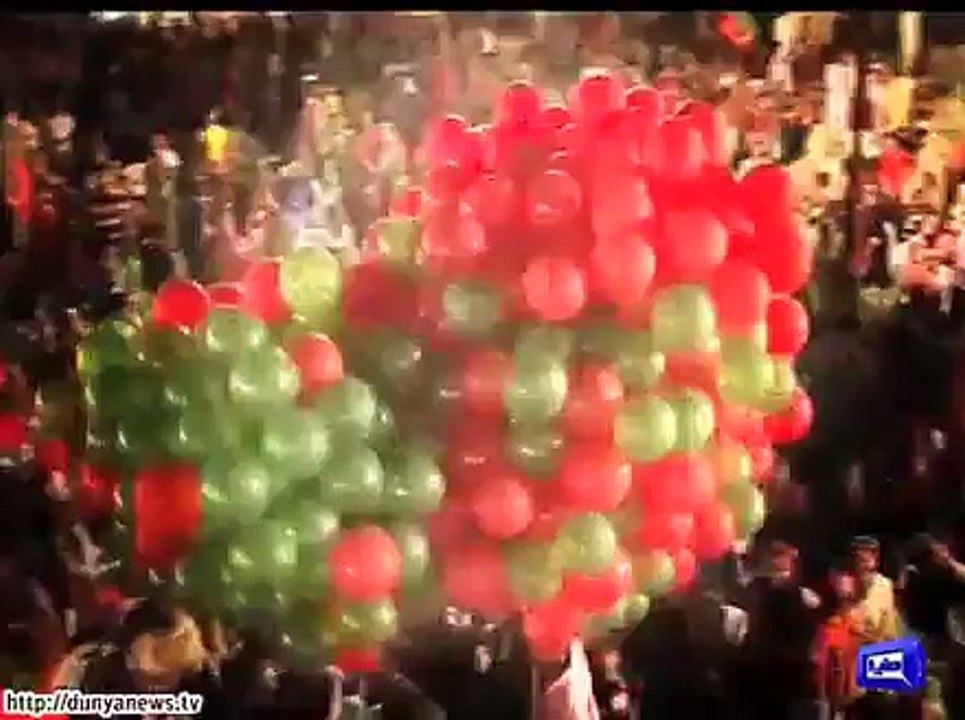 Dunya News- Leading women's wing in NA-122, Reham Khan reenters politics.