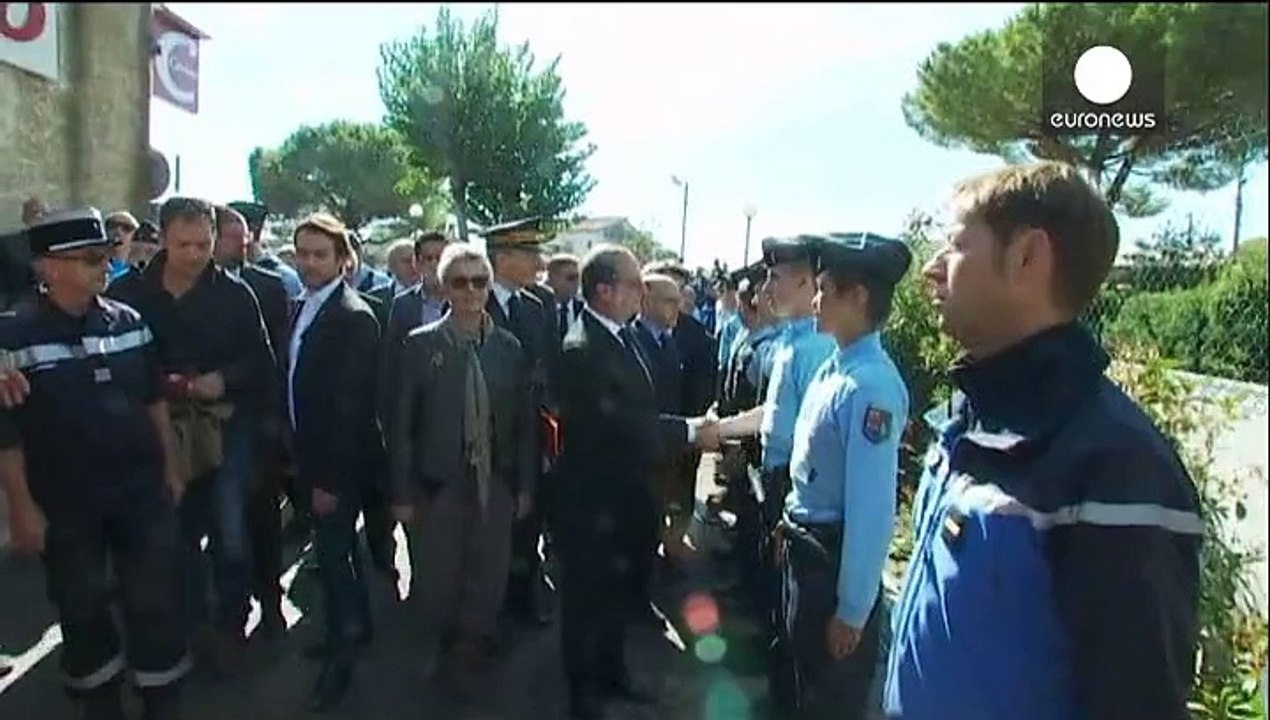 Наводнение во Франции: Франсуа Олланд в пострад...