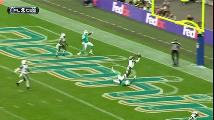Dolphins Ryan Tannehill is picked off by Jets Darrelle Revis
