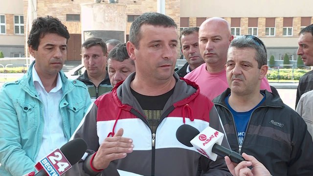 Rikthehen tendat para kuvendit, kësaj here nga ish ushtarët