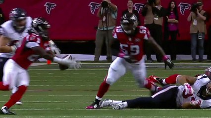 Falcons Desmond Trufant recovers second fumble of the day