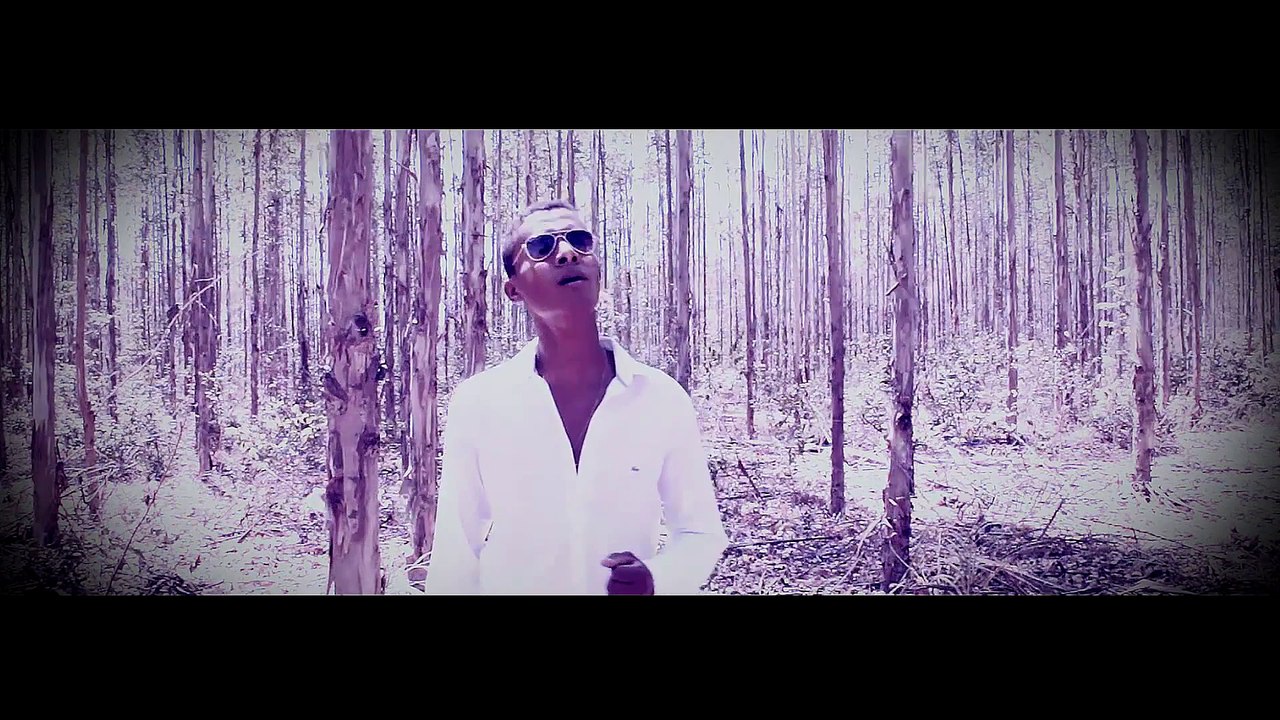 A-Z da Pitanga - Meu Primeiro Amor (oficial)