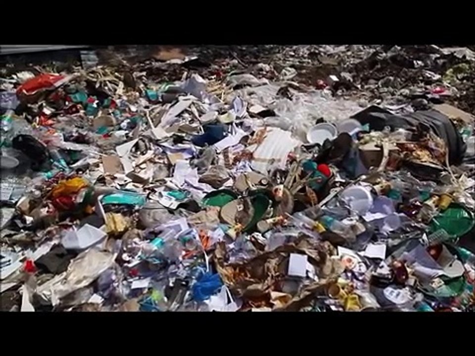 Top 5 New & Cool Gadgets and Tech! - Virtual Reality, New Toys, Phone LEDs, Cocktail Helpers & More!