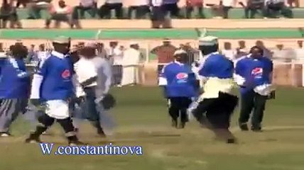 أتحداك الا تضحك