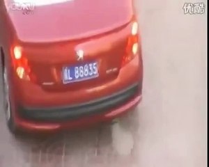 `КРАСИВО ОТОМСТИЛА !`